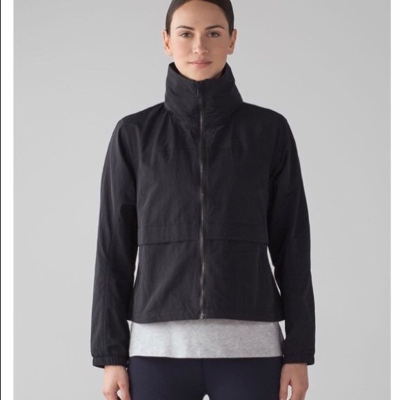 Lululemon effortless jacket 🍋